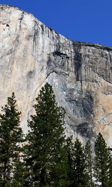Pair of climbers set speed record on Yosemite's Nose of El Capitan